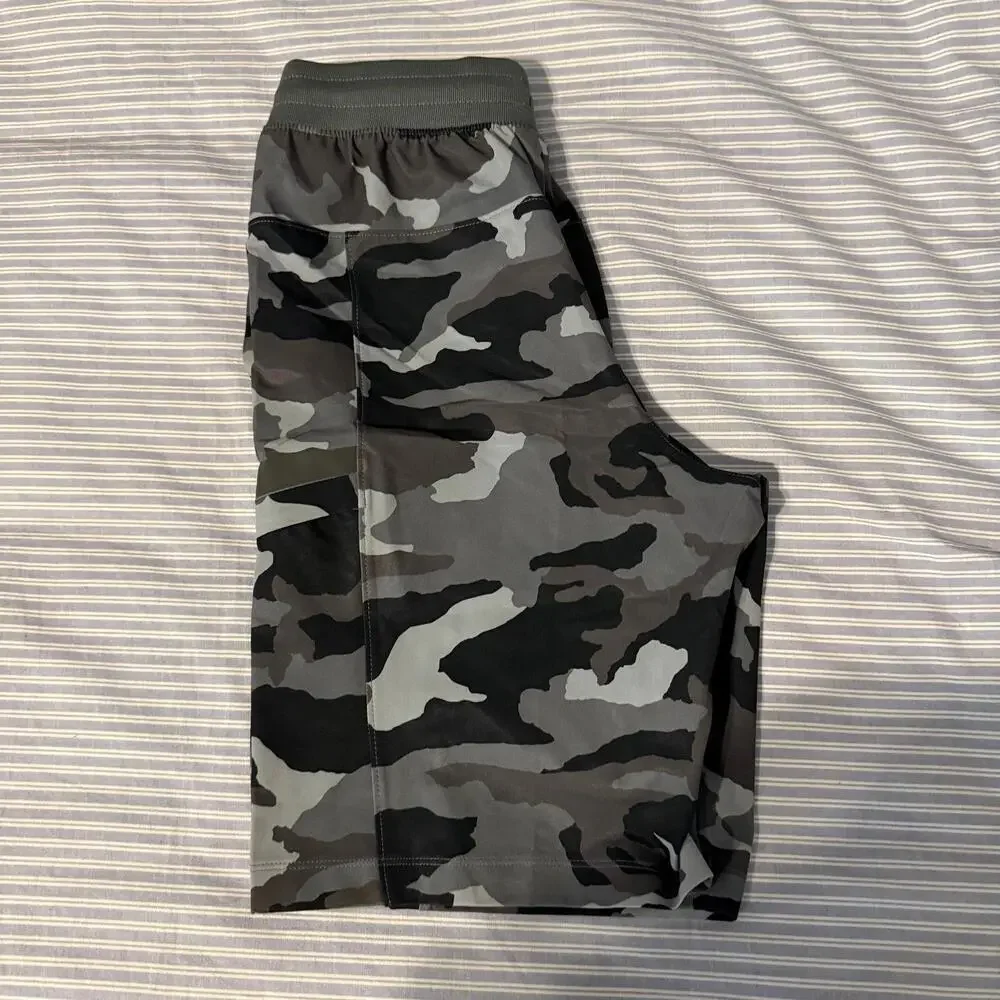 Under Armour Men's UA Elite Cargo Printed Shorts